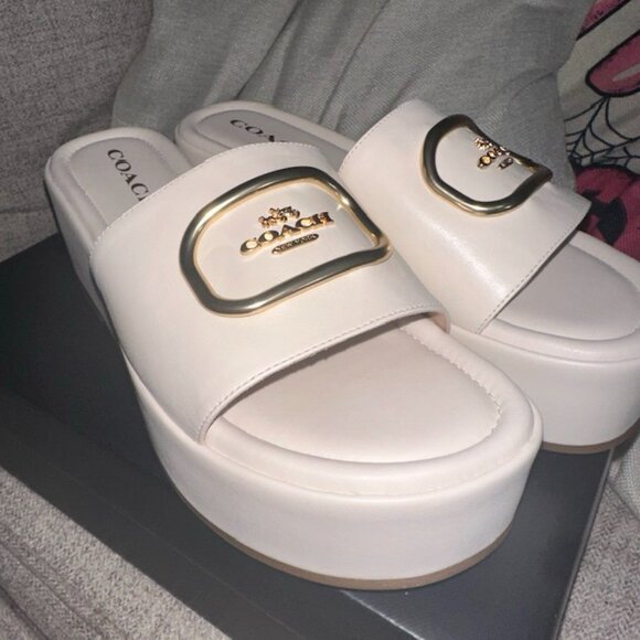 eloise leather  coach sandals - Picture 1 of 3